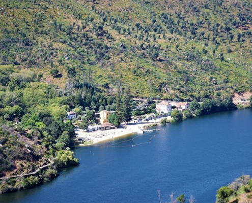 Alamal Beach on the Tagus with footbridges and nic epoint of view